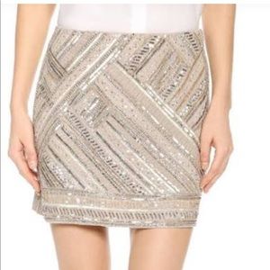 Club Monaco size 8 sequin mini skirt in Champaign tope and gray